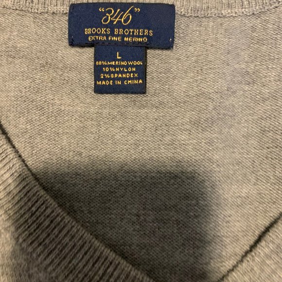 Men's Brooks Brothers Sweater - Picture 2 of 2